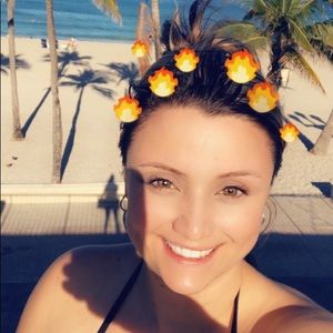 Meet your Posher, Brittney